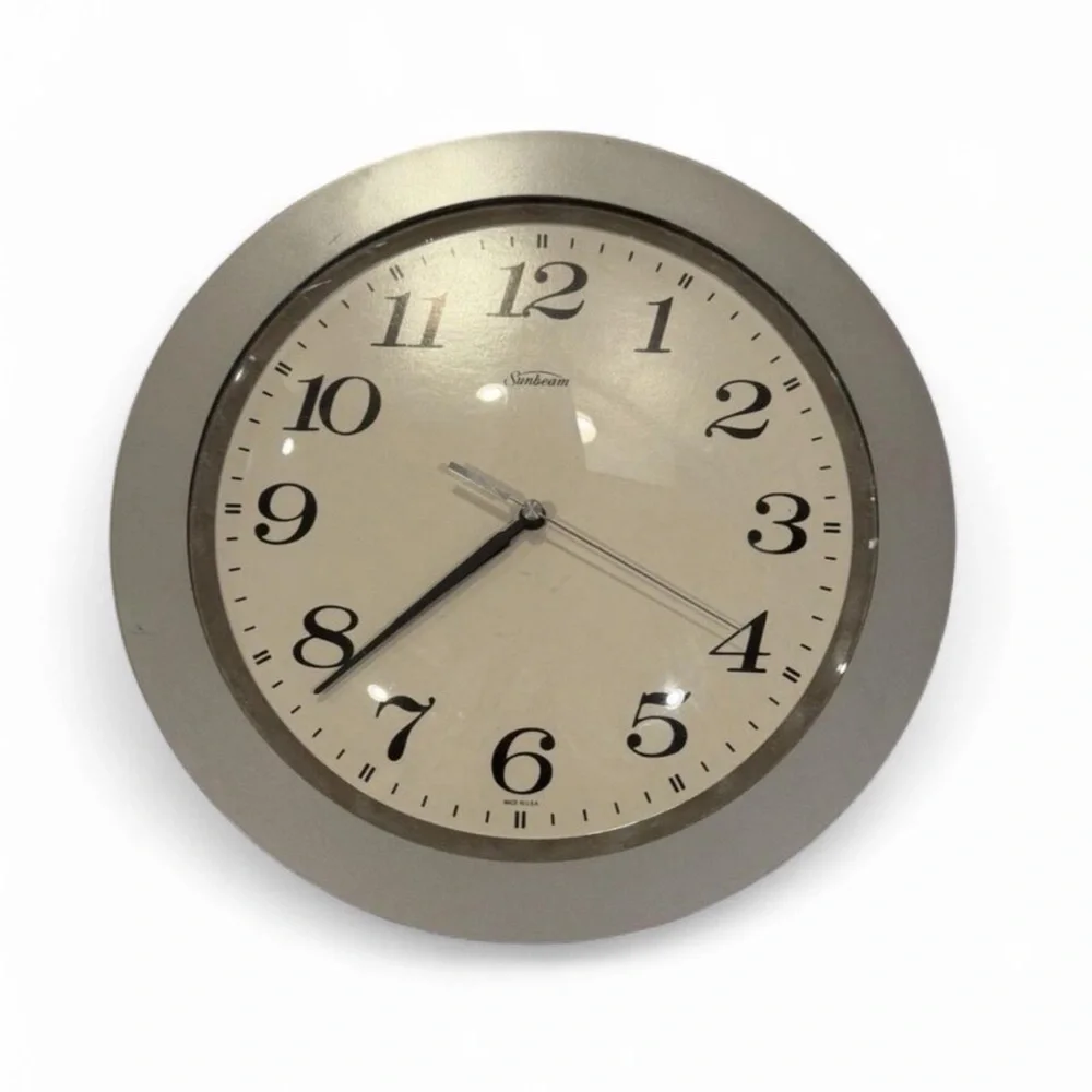 Sunbeam Silver Quartz Wall Clock 12 Inch Round